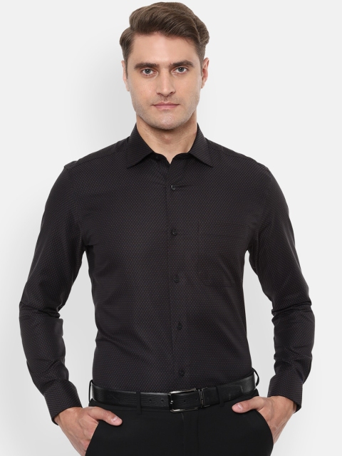 

Louis Philippe Men Black Regular Fit Printed Formal Shirt