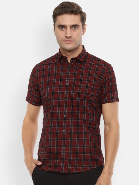

Louis Philippe Sport Men Maroon & Blue Slim Fit Checked Casual Shirt