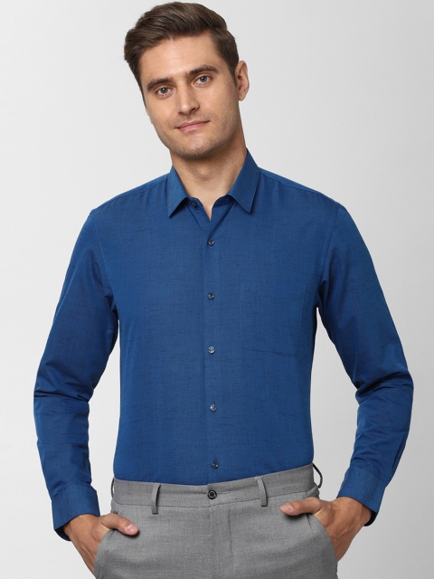 

Peter England Men Blue Slim Fit Solid Formal Shirt