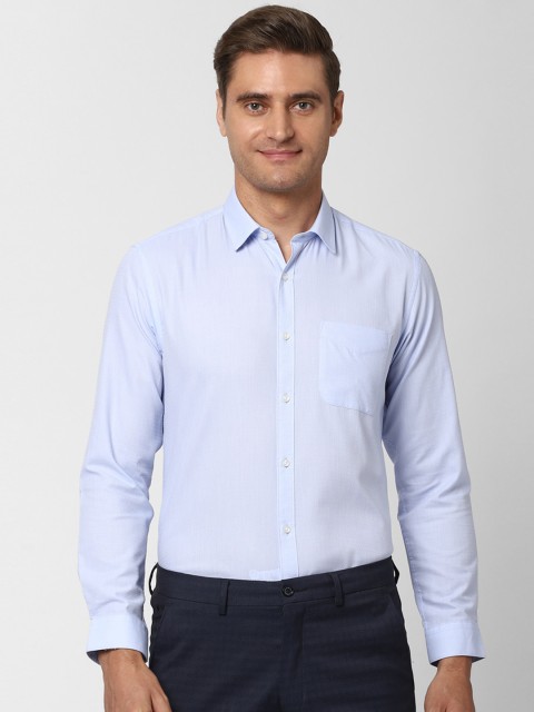 

Peter England Men Blue Regular Fit Solid Formal Shirt