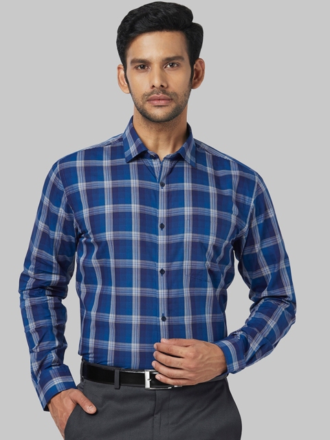 

Park Avenue Men Navy Blue Regular Fit Checked Formal Shirt
