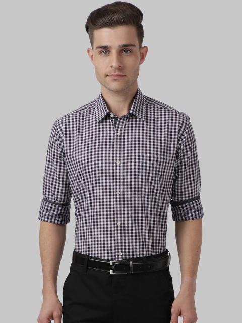 

Park Avenue Men Maroon & White Regular Fit Checked Formal Shirt