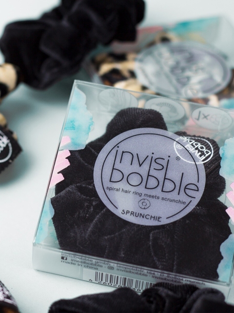 

INVISIBOBBLE Sprunchie True Black Spiral Hair Ring meets Scrunchie