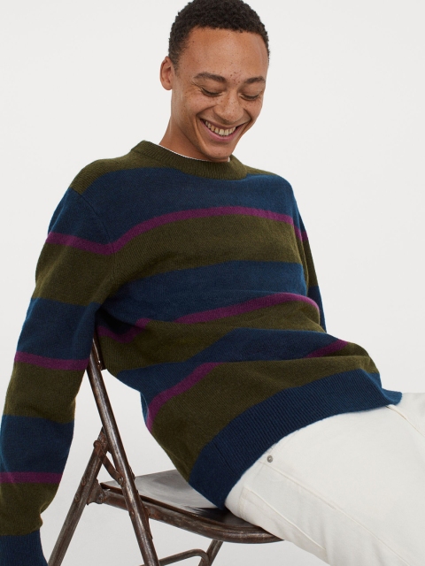 

H&M Men Green Knitted Jumper