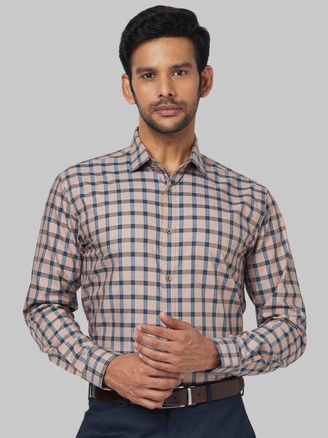 

Park Avenue Men Beige & Blue Regular Fit Checked Casual Shirt