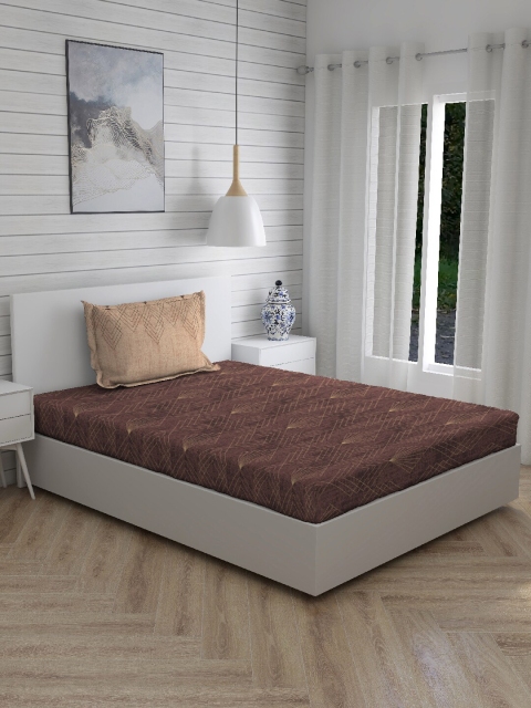 

Layers Burgundy Geometric 104 TC Cotton 1 Single Bedsheet with 1 Pillow Cover