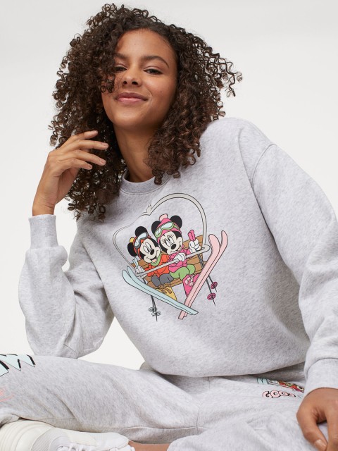 

H&M Women Grey & Pink Printed Sweatshirt