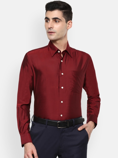 

Louis Philippe Men Maroon Regular Fit Solid Pure Silk Formal Shirt