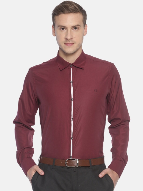 

COUPER & COLL Men Maroon Premium Slim Fit Solid Formal Shirt