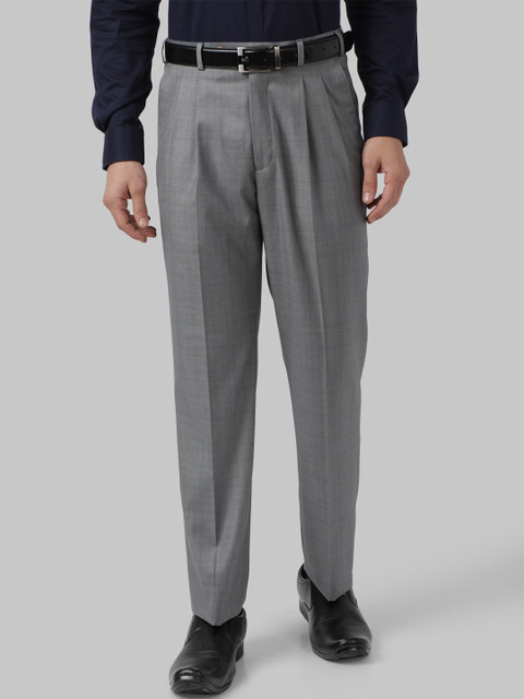 

Park Avenue Men Grey Regular Fit Checked Formal Trousers