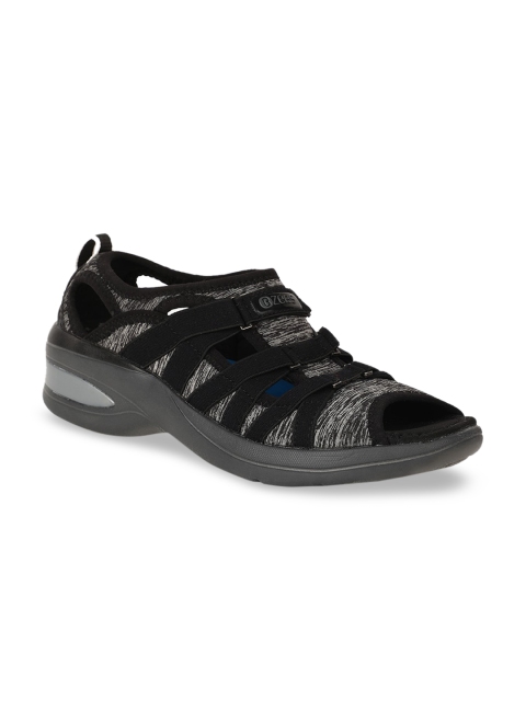 

Naturalizer Women Black Derbys