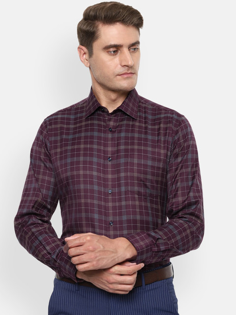 

Van Heusen Men Maroon & Blue Regular Fit Checked Formal Shirt