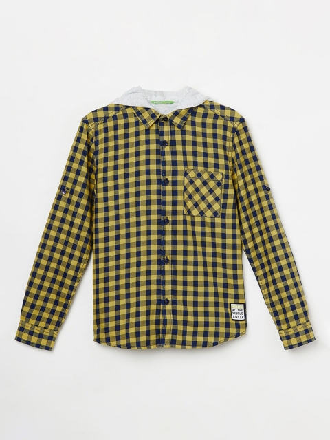 

Bossini Boys Yellow & Black Regular Fit Checked Casual Shirt