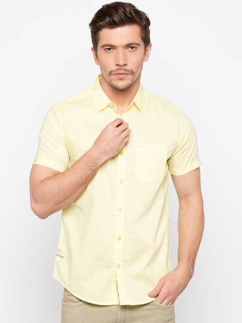 

SPYKAR Men Yellow Slim Fit Solid Casual Shirt