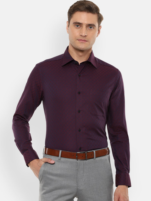 

Louis Philippe Men Maroon Regular Fit Self Design Formal Shirt