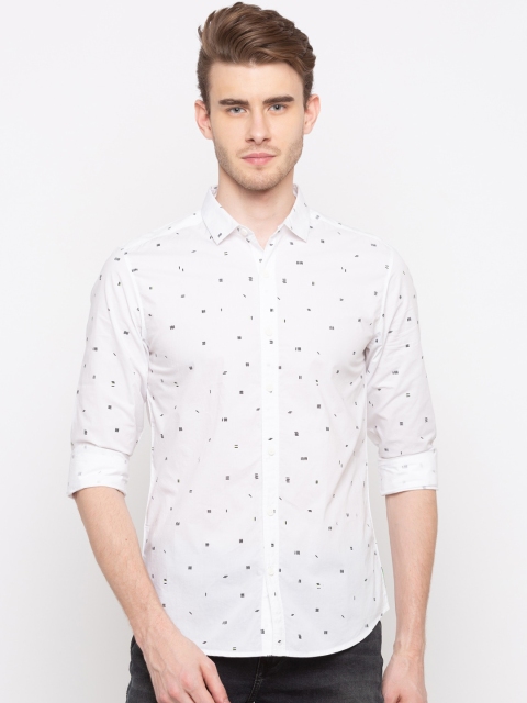 

SPYKAR Men White Slim Fit Printed Casual Shirt