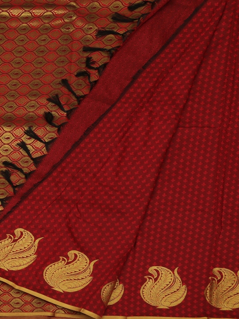 

Pothys Maroon & Gold-Toned Art Silk Woven Design Saree