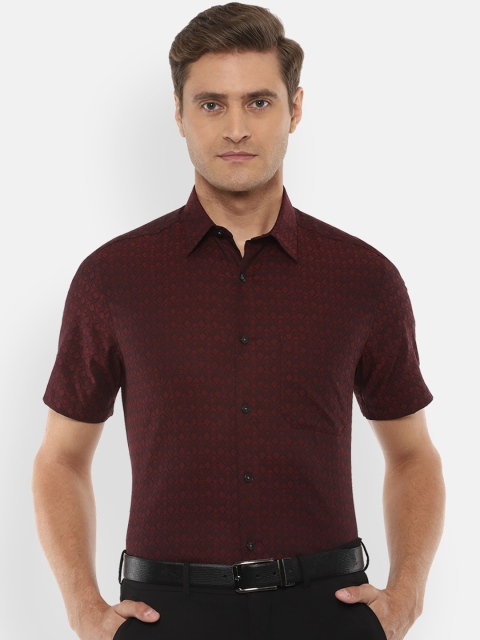 

Louis Philippe Men Maroon Regular Fit Printed Formal Shirt