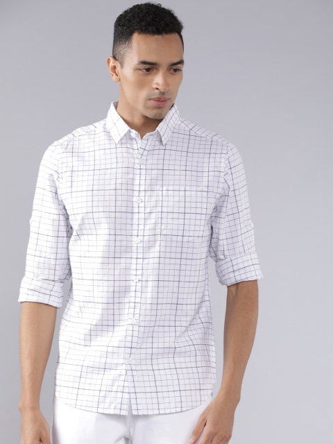 

HIGHLANDER Men White & Navy Blue Slim Fit Checked Casual Shirt
