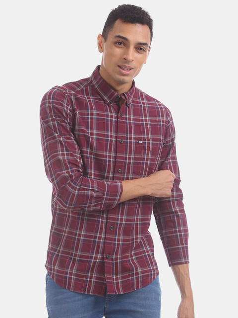 

Arrow Men Red & Blue Regular Fit Checked Casual Shirt
