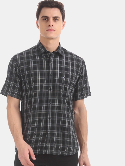 

Arrow Sport Men Black & White Regular Fit Checked Casual Shirt