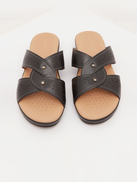 

shoexpress Women Black Solid Heels