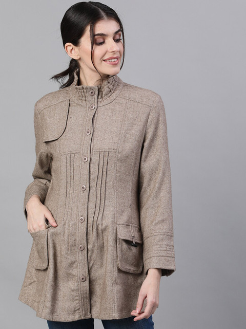 

Ishin Women Beige Printed Lightweight Tailored Jacket