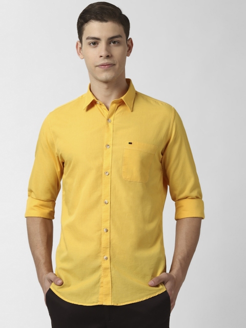 

Peter England Casuals Men Yellow Slim Fit Solid Casual Shirt
