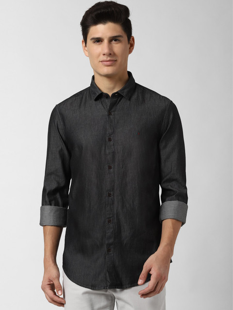 

Peter England Casuals Men Black Slim Fit Solid Casual Shirt