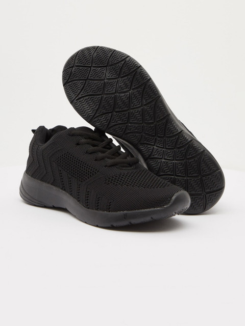 

shoexpress Women Black Walking Shoes