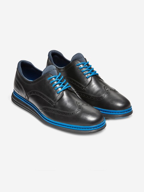 

Cole Haan Men Black Brogues