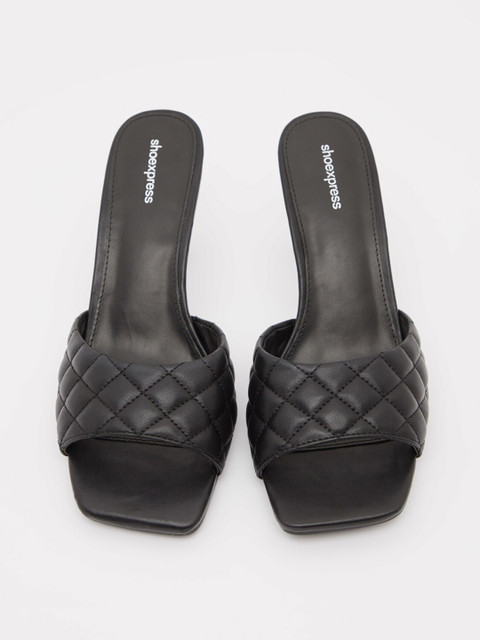 

shoexpress Women Black Textured Sandals