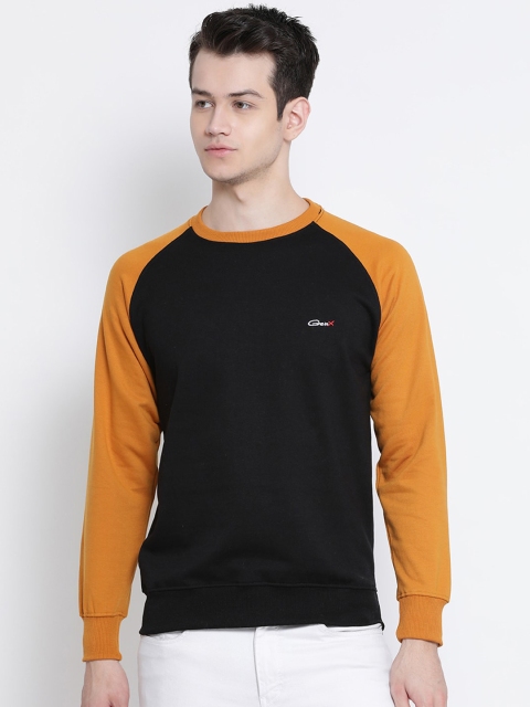 

Genx Men Black & Yellow Solid Sweatshirt
