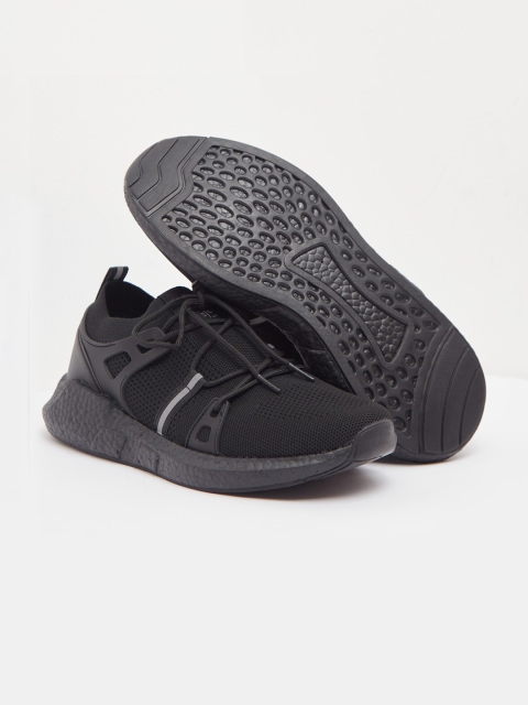 

shoexpress Men Black Textile Running Shoes