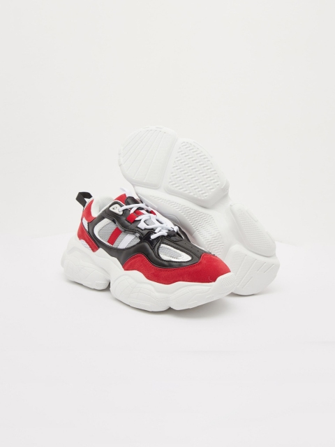 

shoexpress Women Black & Red Running Shoes