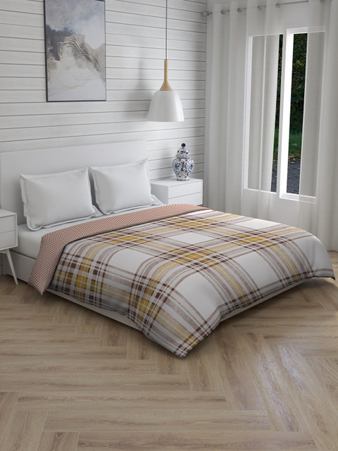 

Boutique Living India Brown Checked Mild Winter 150 GSM Double Bed Comforter