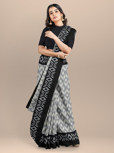 

BharatSthali Black & White Silk Cotton Woven design Sambhalpuri Saree
