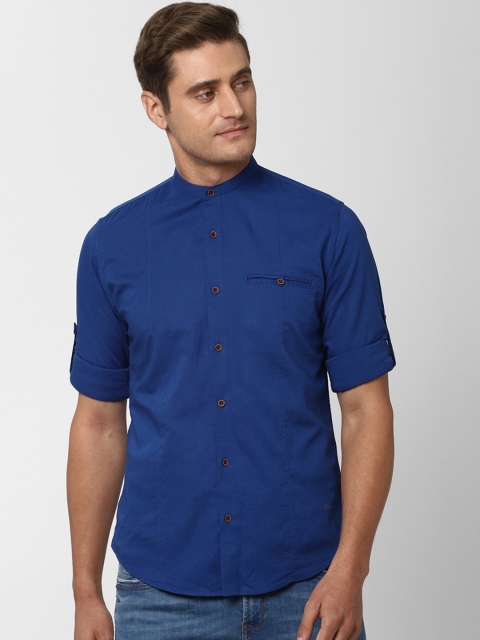 

Peter England Casuals Men Blue Slim Fit Solid Casual Shirt