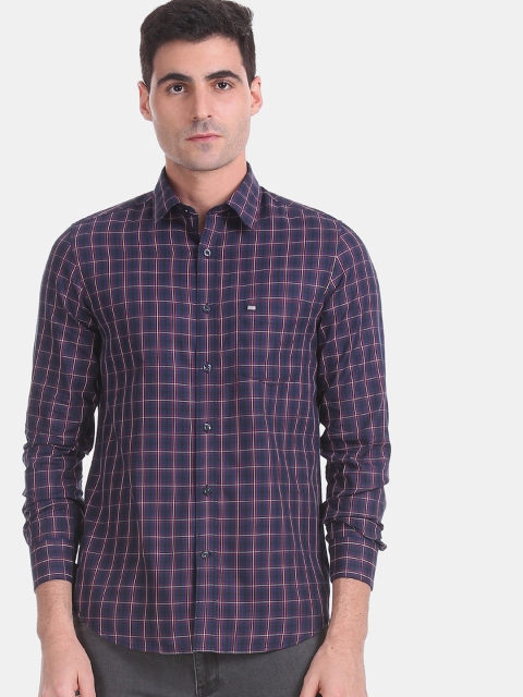 

Arrow Men Navy Blue & Pink Slim Fit Checked Casual Shirt
