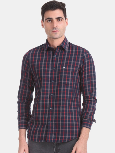 

Arrow Sport Men Navy Blue & Red Slim Fit Checked Casual Shirt