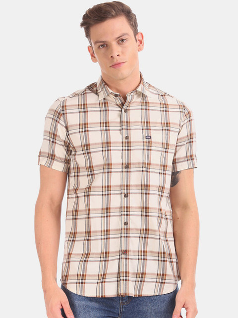 

Arrow Sport Men Beige Regular Fit Checked Casual Shirt