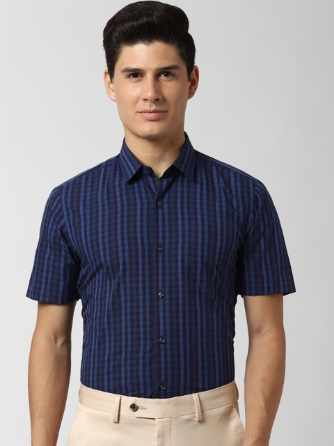 

Peter England Men Navy Blue Slim Fit Checked Formal Shirt