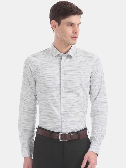

Arrow Men White & Grey Slim Fit Self Design Formal Shirt