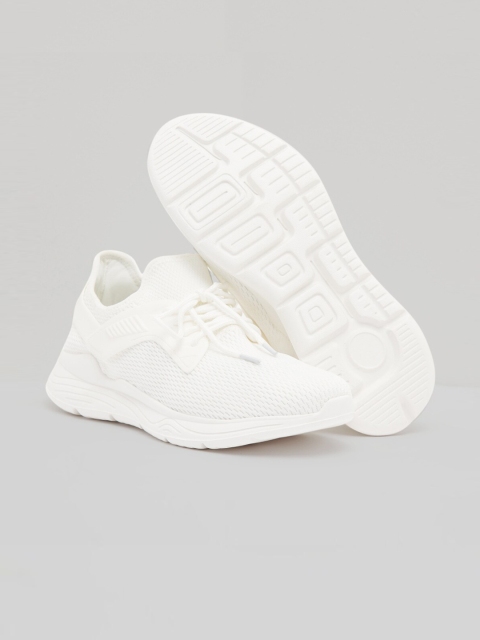 

shoe express Men White Solid Running Sports Shoes