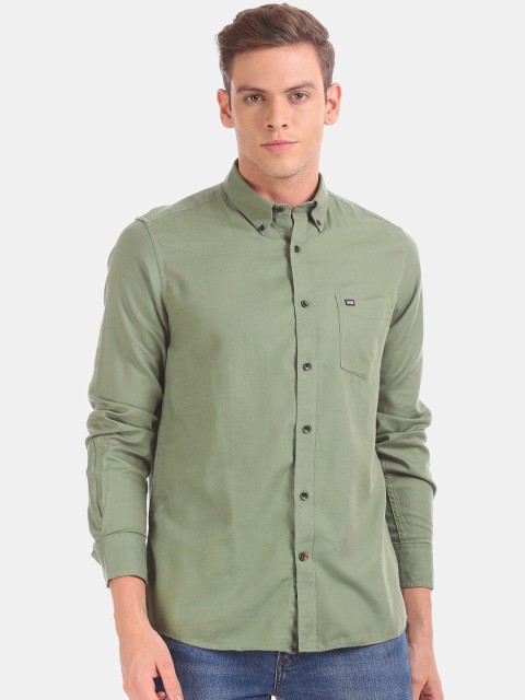 

Arrow Sport Men Green Regular Fit Solid Casual Shirt