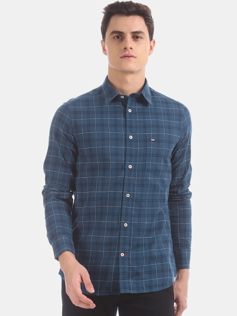 

Arrow Sport Men Blue & White Regular Fit Checked Casual Shirt