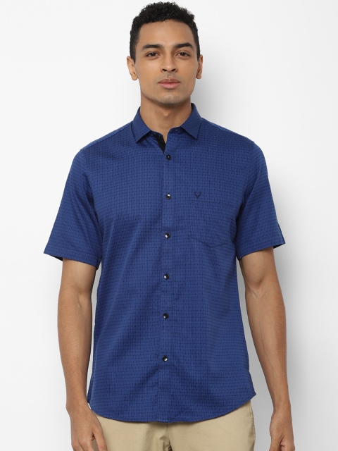 

Allen Solly Men Blue & Black Slim Fit Checked Casual Shirt