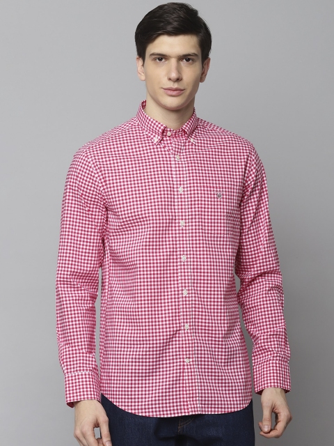 

GANT Men Pink & Off-White Regular Fit Checked Casual Shirt