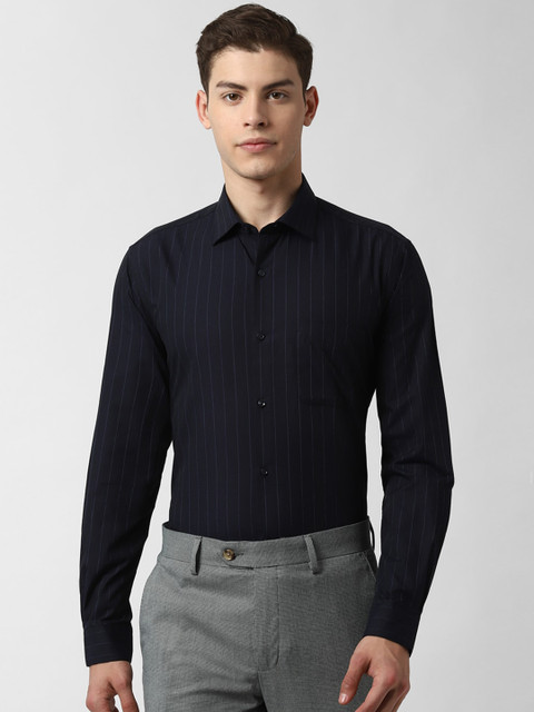 

Peter England Men Navy Blue Regular Fit Striped Formal Shirt