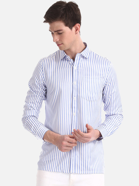 

Excalibur Men White & Blue Regular Fit Striped Casual Shirt